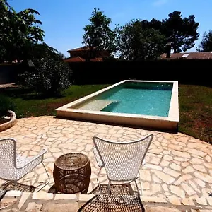https://house-spina.in-istria.net